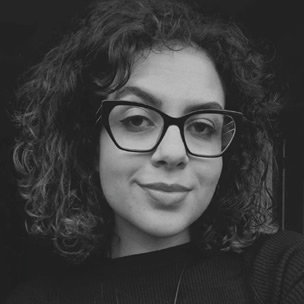 <p>Profissional de Comunicação com experiência em Social Media e Atendimento Estratégico. Gosto de construir uma relação próxima com os clientes, entender suas necessidades e transformar ideias em soluções criativas, sempre com base em insights que orientam as estratégias de marca.</p> equipe